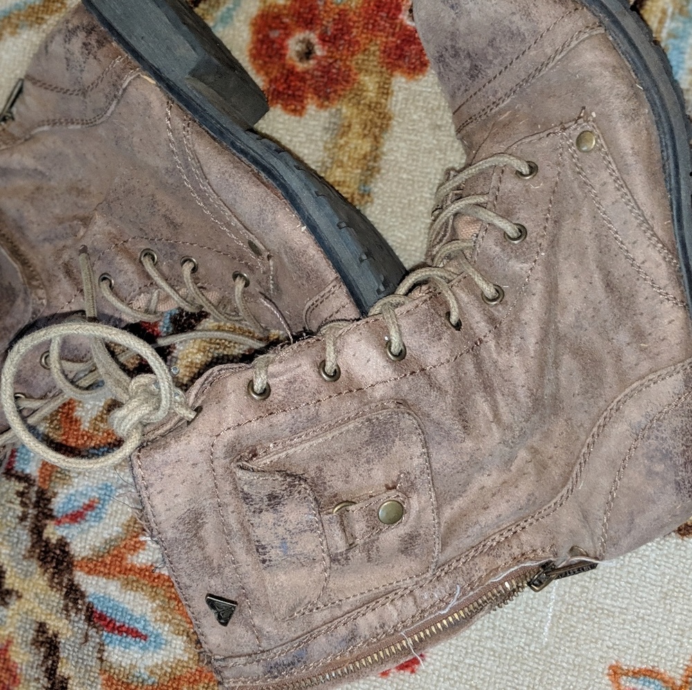 Roxy boots